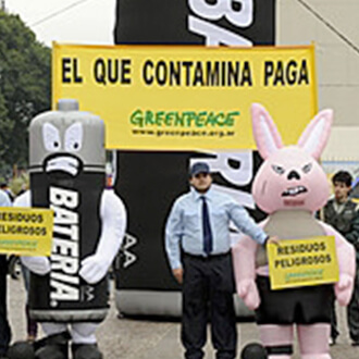 Disfraces inflables Greenpeace