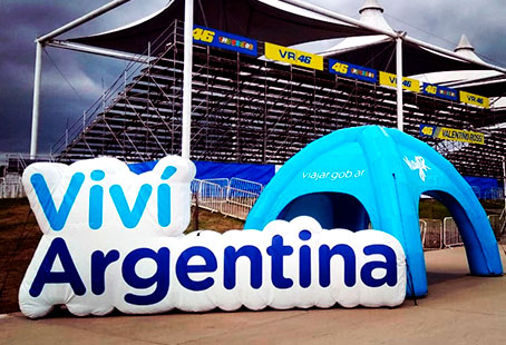 Logo inflable Viví Argentina